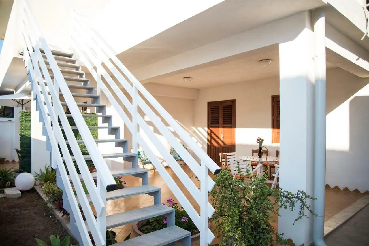 Casa Vacanze Albora 塞卡角 公寓